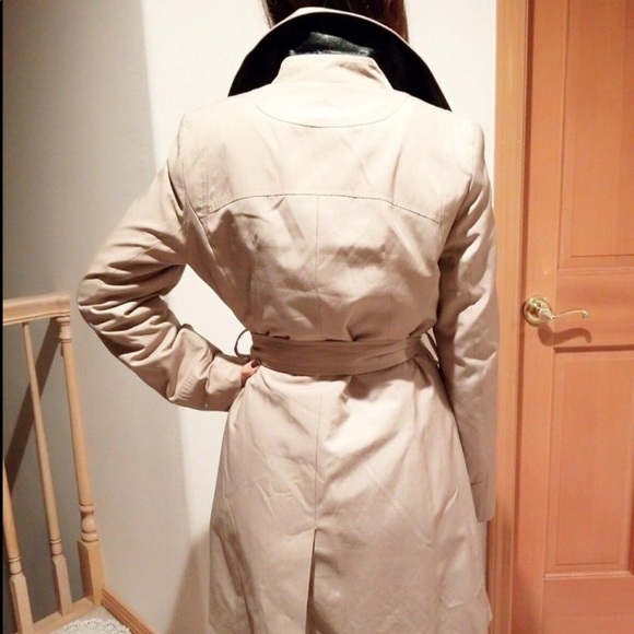 DKNY Trench coat with belt - Picture 4 of 5